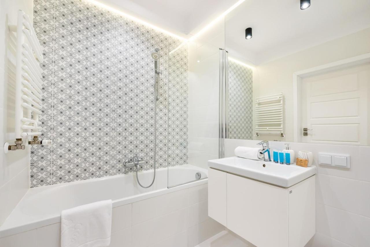 Magazynowa Exclusive Amber Apartment Warszawa Exteriör bild